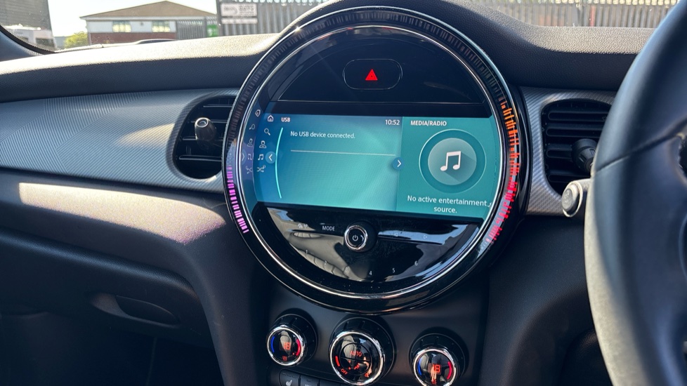 MINI Hatchback 1.5 Cooper Exclusive Premium 3dr Auto Petrol Hatchback - Image 43
