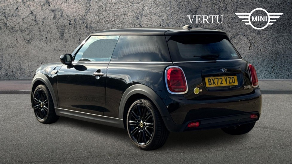 MINI Hatchback 135kW Cooper S Level 2 33kWh 3dr Auto Electric Hatchback - Image 2