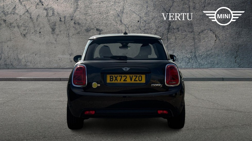 MINI Hatchback 135kW Cooper S Level 2 33kWh 3dr Auto Electric Hatchback - Image 15