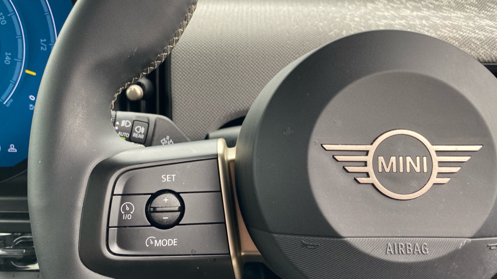 MINI Cooper 2.0 S Exclusive 3dr Auto Petrol Hatchback - Image 17