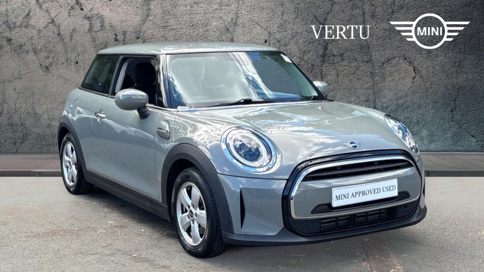 MINI Hatchback 1.5 Cooper Classic 3dr [Comfort Pack] Petrol Hatchback - Image 1