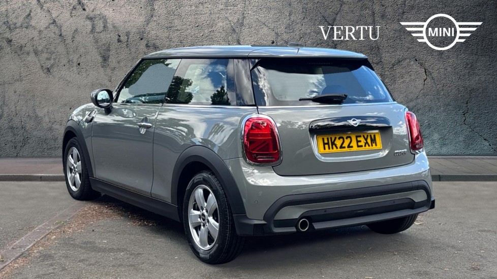 MINI Hatchback 1.5 Cooper Classic 3dr [Comfort Pack] Petrol Hatchback - Image 2
