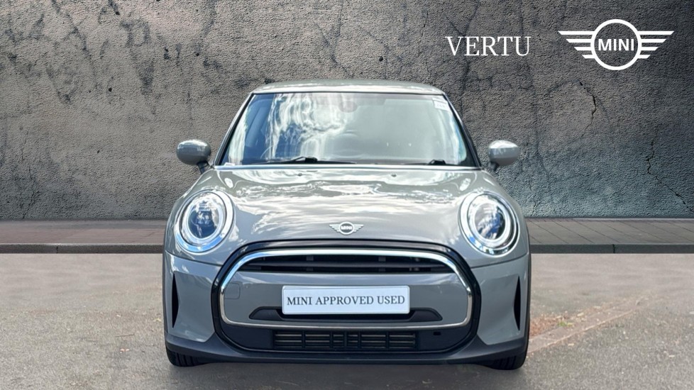 MINI Hatchback 1.5 Cooper Classic 3dr [Comfort Pack] Petrol Hatchback - Image 16