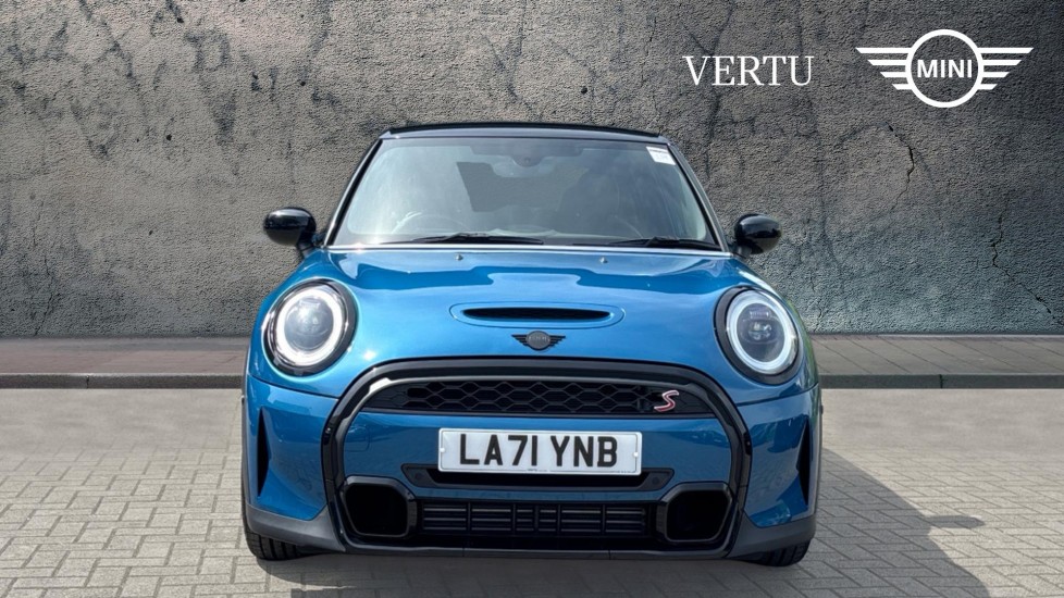 MINI Hatchback 2.0 Cooper S Exclusive 5dr [Comfort/Nav Pack] Petrol Hatchback - Image 16