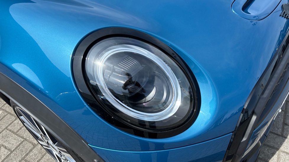 MINI Hatchback 2.0 Cooper S Exclusive 5dr [Comfort/Nav Pack] Petrol Hatchback - Image 23