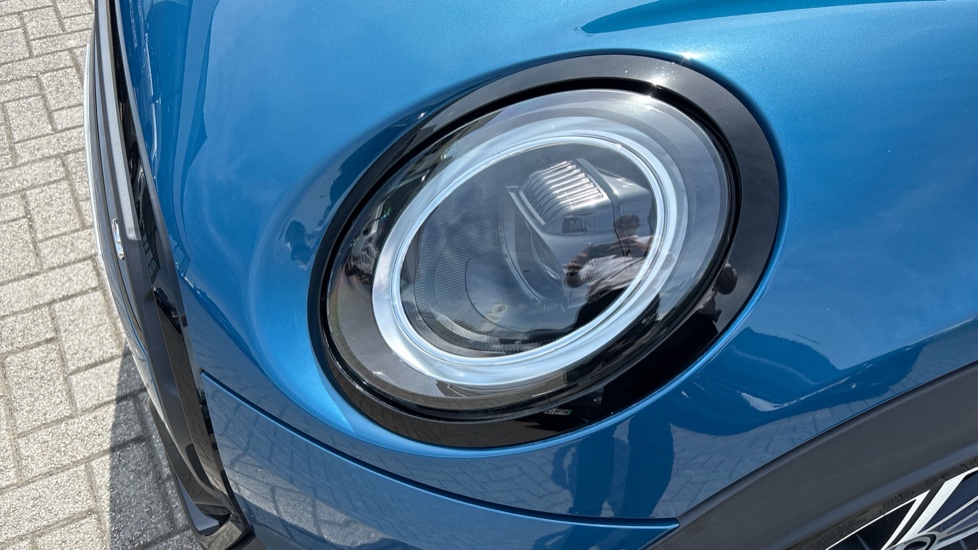 MINI Hatchback 2.0 Cooper S Exclusive 5dr [Comfort/Nav Pack] Petrol Hatchback - Image 36