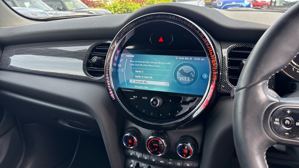 MINI Hatchback 2.0 Cooper S Exclusive 5dr [Comfort/Nav Pack] Petrol Hatchback - Image 47