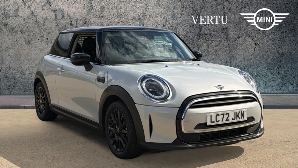 MINI Hatchback 1.5 Cooper Classic 3dr Auto [Comfort Pack] Petrol Hatchback - Image 1