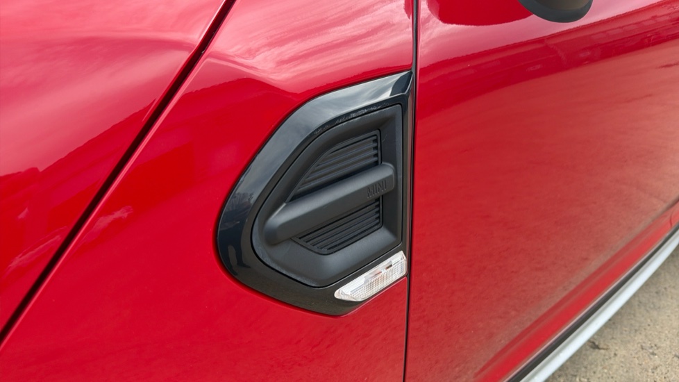 MINI Countryman 1.5 Cooper Classic 5dr Auto Petrol Hatchback - Image 26