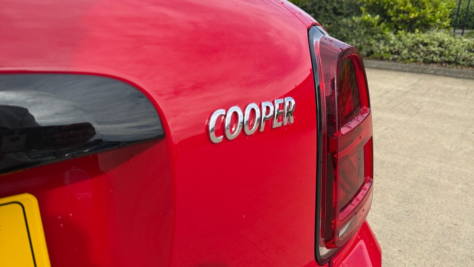 MINI Countryman 1.5 Cooper Classic 5dr Auto Petrol Hatchback - Image 31