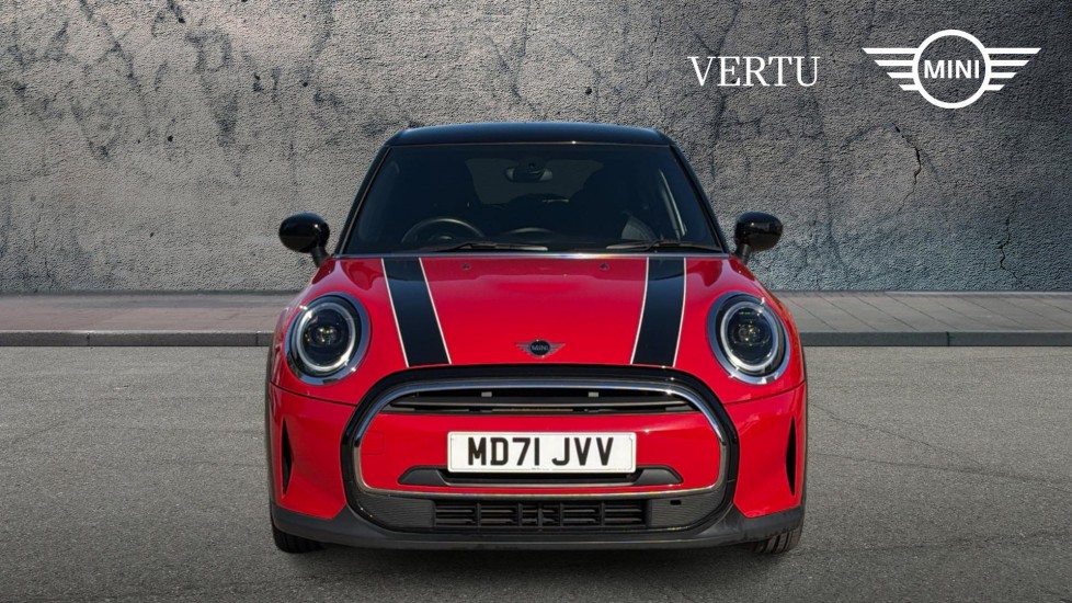 MINI Hatchback 1.5 Cooper Exclusive 5dr [Comfort/Nav Pack] Petrol Hatchback - Image 16