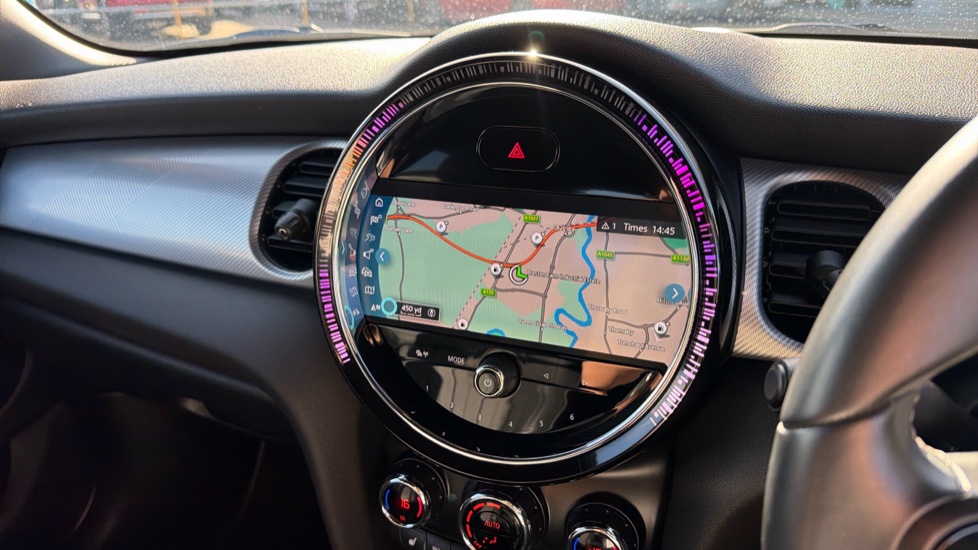 MINI Hatchback 1.5 Cooper Exclusive 5dr [Comfort/Nav Pack] Petrol Hatchback - Image 44