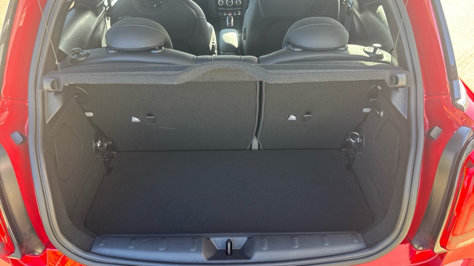 MINI Hatchback 2.0 Cooper S Sport Premium 3dr Auto Petrol Hatchback - Image 13