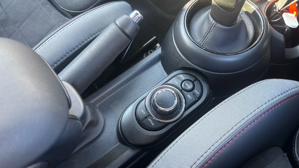 MINI Hatchback 2.0 Cooper S Sport Premium 3dr Auto Petrol Hatchback - Image 19