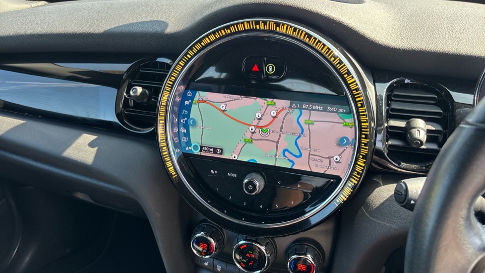 MINI Hatchback 135kW Cooper S Level 2 33kWh 3dr Auto Electric Hatchback - Image 42
