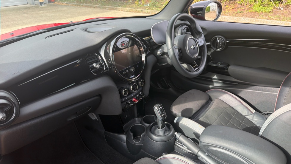 MINI Hatchback 1.5 Cooper Sport 3dr Auto Petrol Hatchback - Image 7