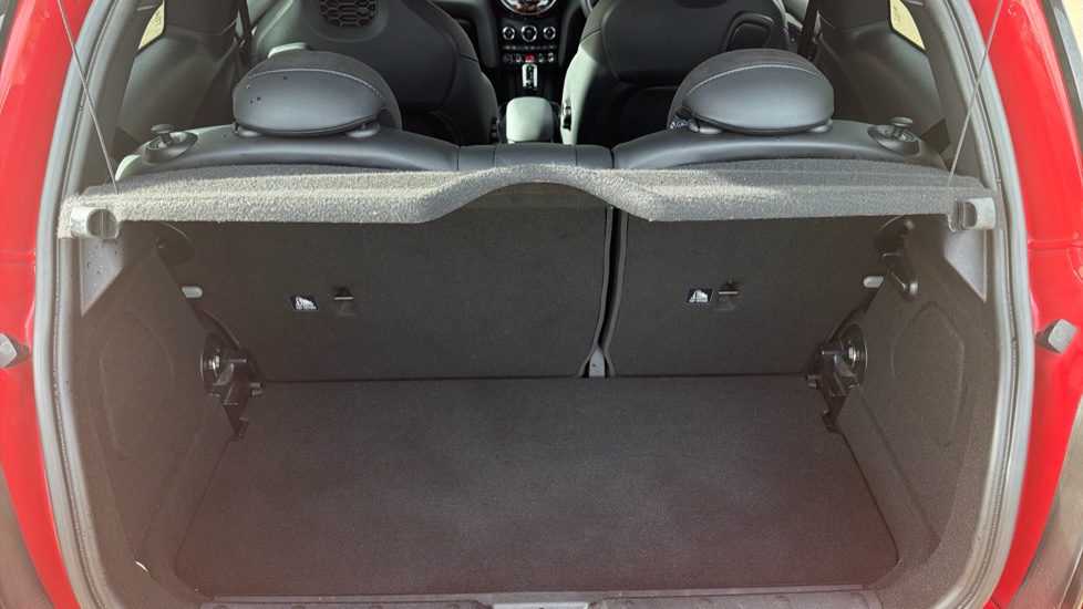 MINI Hatchback 1.5 Cooper Sport 3dr Auto Petrol Hatchback - Image 13
