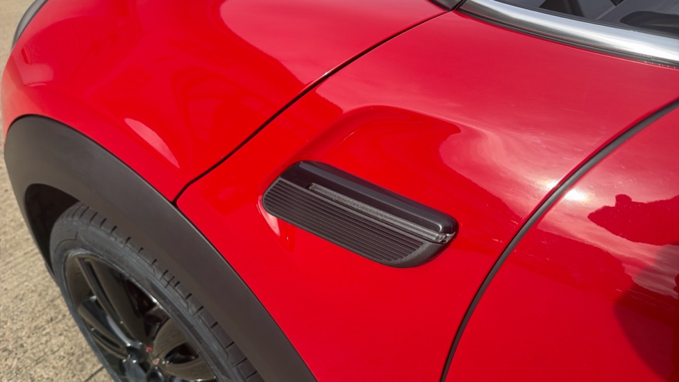 MINI Hatchback 1.5 Cooper Sport 3dr Auto Petrol Hatchback - Image 28