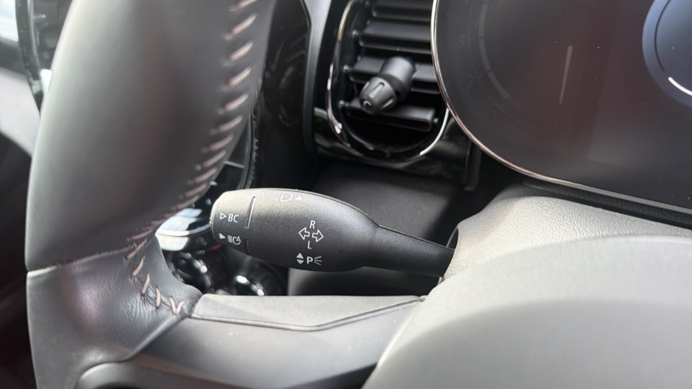 MINI Hatchback 1.5 Cooper Sport 3dr Auto Petrol Hatchback - Image 39
