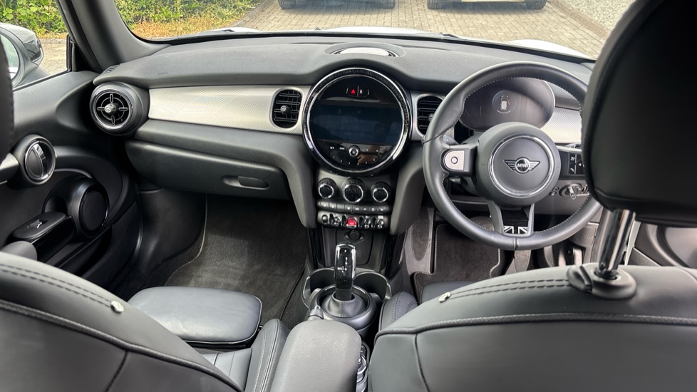 MINI Hatchback 1.5 Cooper Exclusive Premium 3dr Auto Petrol Hatchback - Image 4