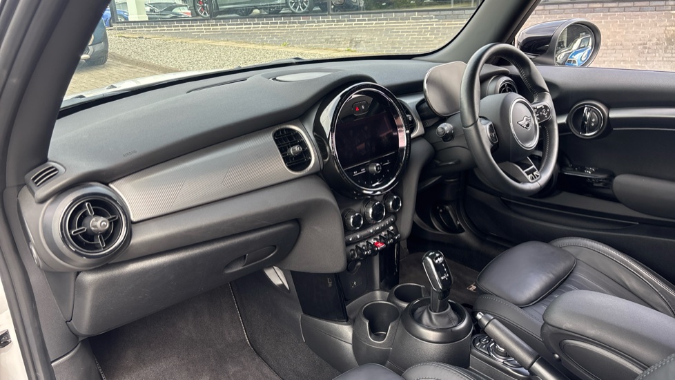 MINI Hatchback 1.5 Cooper Exclusive Premium 3dr Auto Petrol Hatchback - Image 7