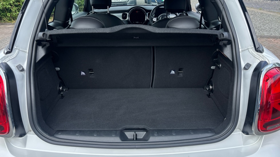 MINI Hatchback 1.5 Cooper Exclusive Premium 3dr Auto Petrol Hatchback - Image 13