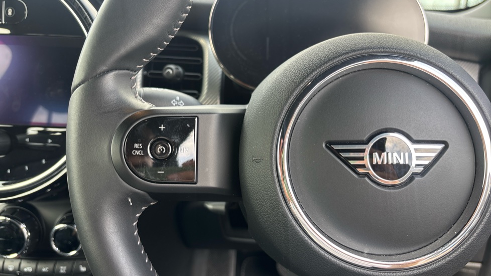 MINI Hatchback 1.5 Cooper Exclusive Premium 3dr Auto Petrol Hatchback - Image 17