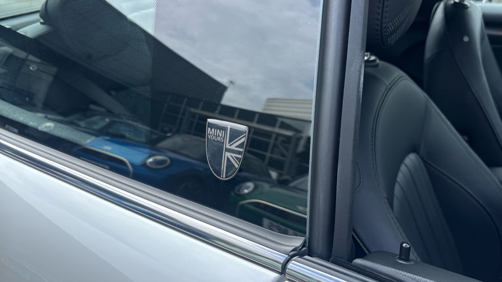 MINI Hatchback 1.5 Cooper Exclusive Premium 3dr Auto Petrol Hatchback - Image 35