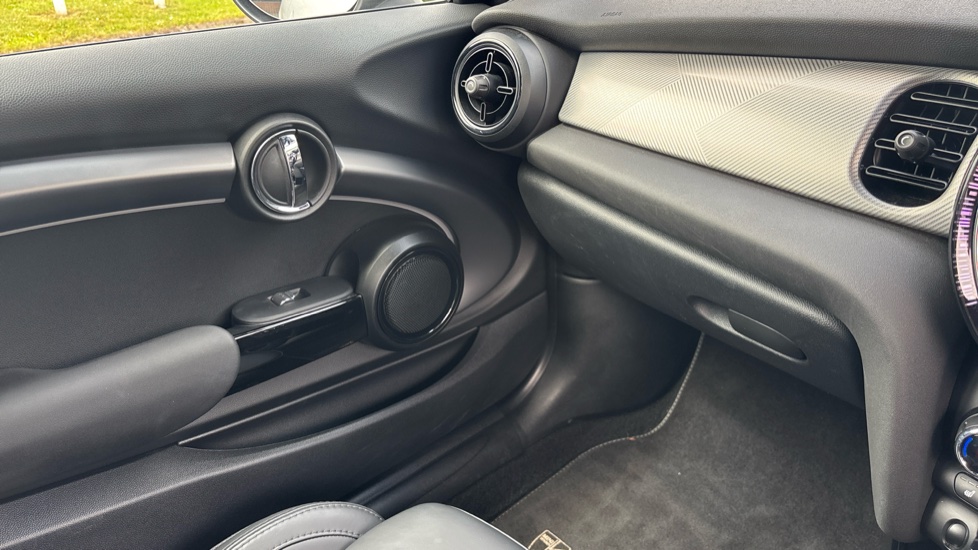 MINI Hatchback 1.5 Cooper Exclusive Premium 3dr Auto Petrol Hatchback - Image 53