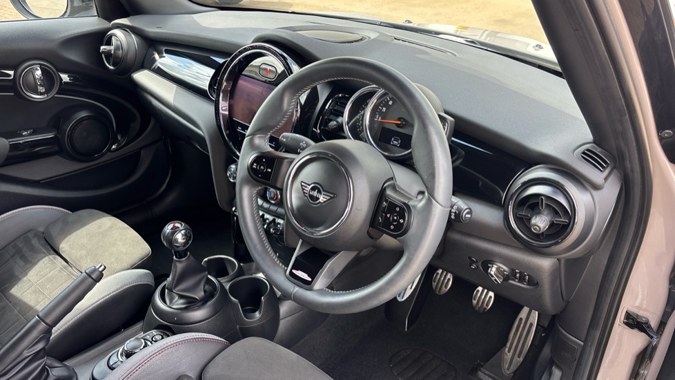MINI Hatchback 1.5 Cooper Sport 5dr Petrol Hatchback - Image 6
