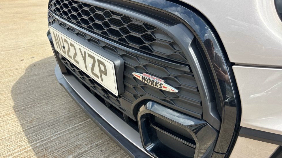 MINI Hatchback 1.5 Cooper Sport 5dr Petrol Hatchback - Image 25