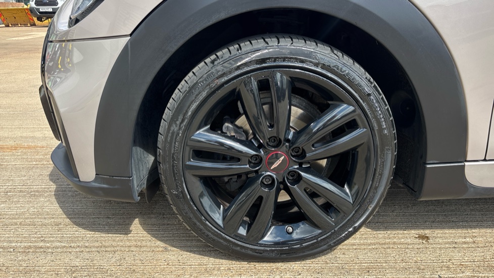 MINI Hatchback 1.5 Cooper Sport 5dr Petrol Hatchback - Image 27