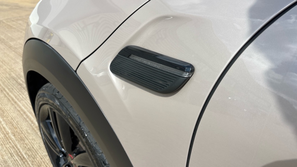 MINI Hatchback 1.5 Cooper Sport 5dr Petrol Hatchback - Image 28