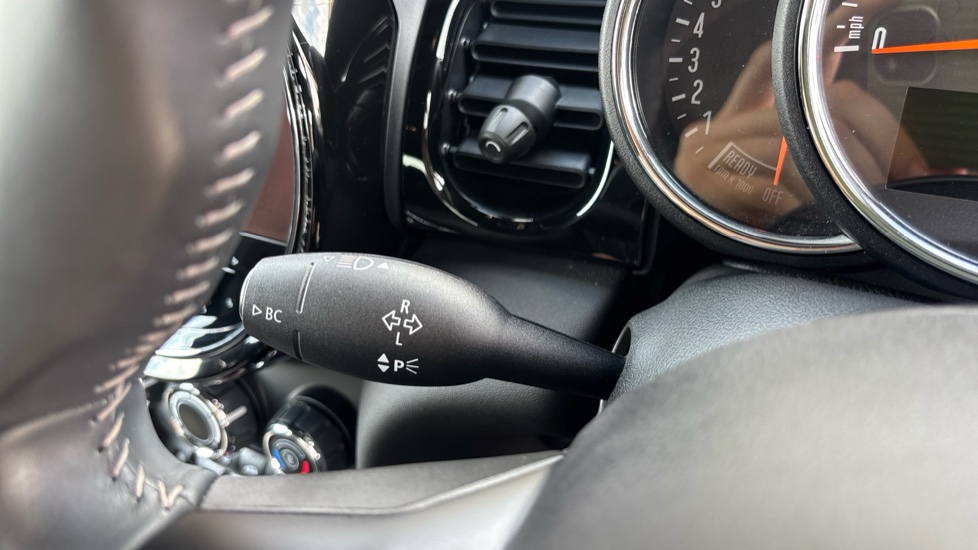 MINI Hatchback 1.5 Cooper Sport 5dr Petrol Hatchback - Image 41
