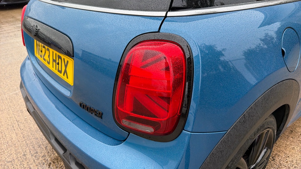 MINI Hatchback 1.5 Cooper Sport 3dr Auto Petrol Hatchback - Image 22
