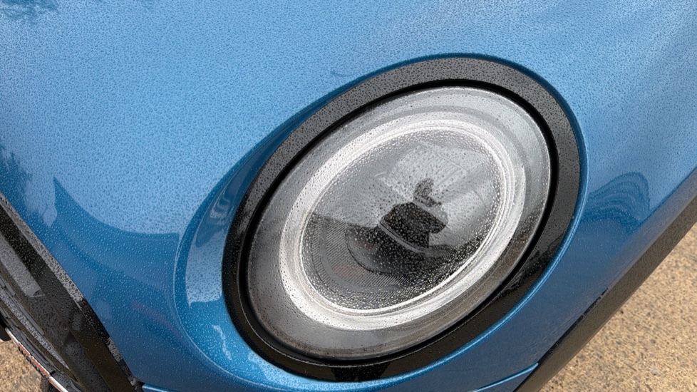 MINI Hatchback 1.5 Cooper Sport 3dr Auto Petrol Hatchback - Image 27