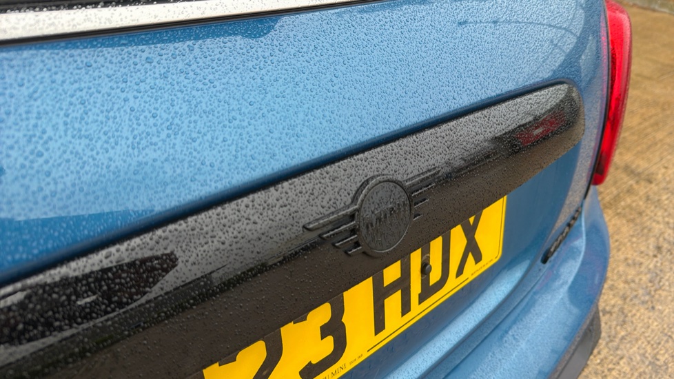 MINI Hatchback 1.5 Cooper Sport 3dr Auto Petrol Hatchback - Image 31