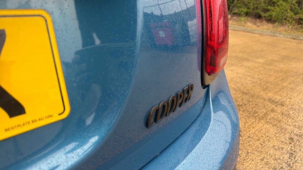 MINI Hatchback 1.5 Cooper Sport 3dr Auto Petrol Hatchback - Image 32