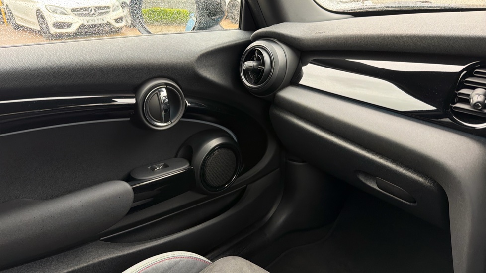 MINI Hatchback 1.5 Cooper Sport 3dr Auto Petrol Hatchback - Image 51