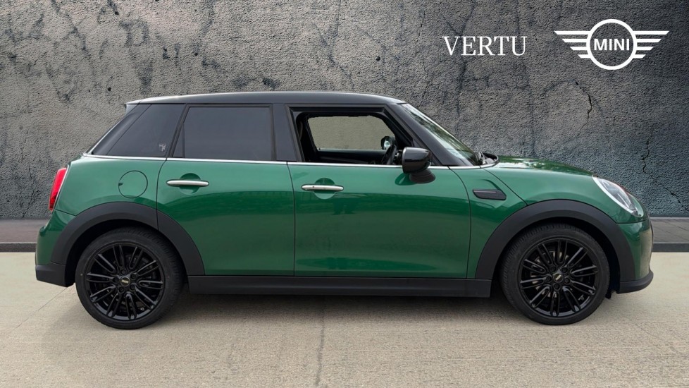 MINI Hatchback 1.5 Cooper Exclusive Premium 5dr Auto Petrol Hatchback - Image 3