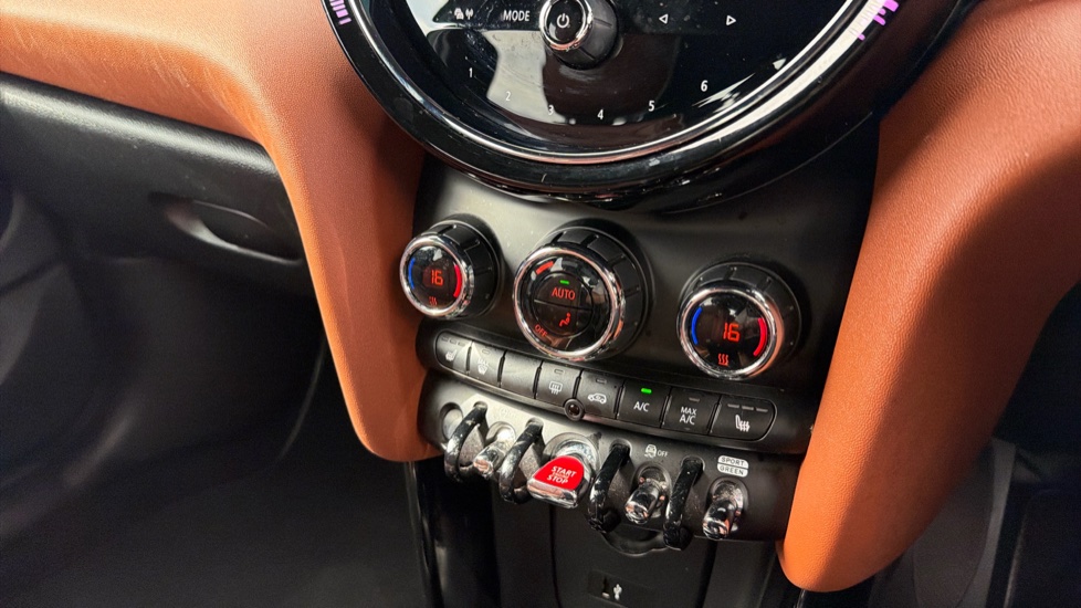 MINI Hatchback 1.5 Cooper Exclusive Premium 5dr Auto Petrol Hatchback - Image 48