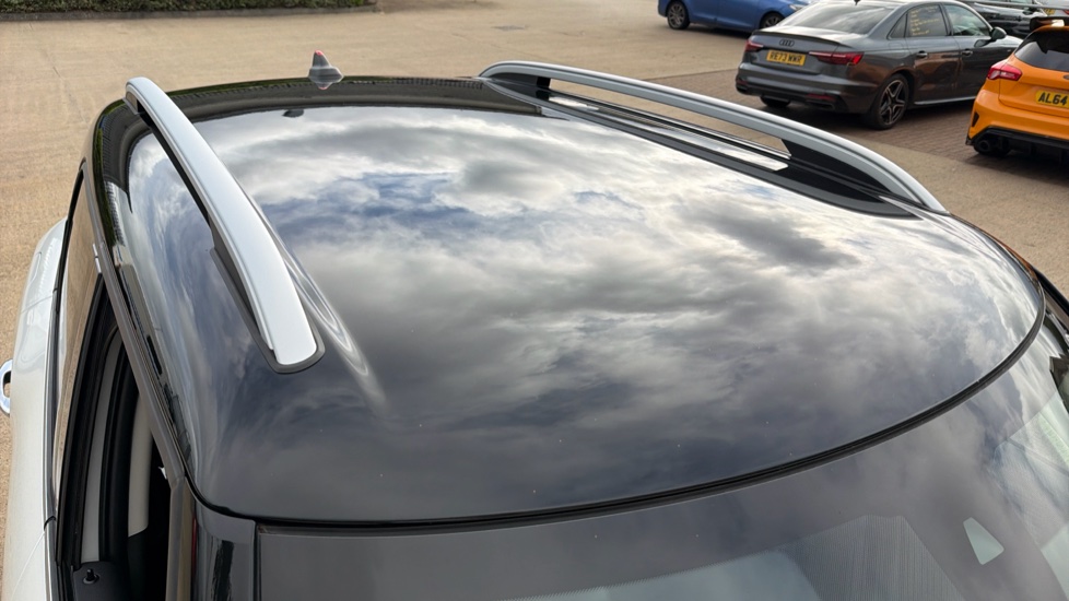 MINI Countryman 1.5 Cooper Classic 5dr Auto Petrol Hatchback - Image 21