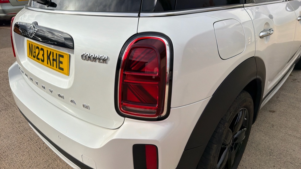 MINI Countryman 1.5 Cooper Classic 5dr Auto Petrol Hatchback - Image 22