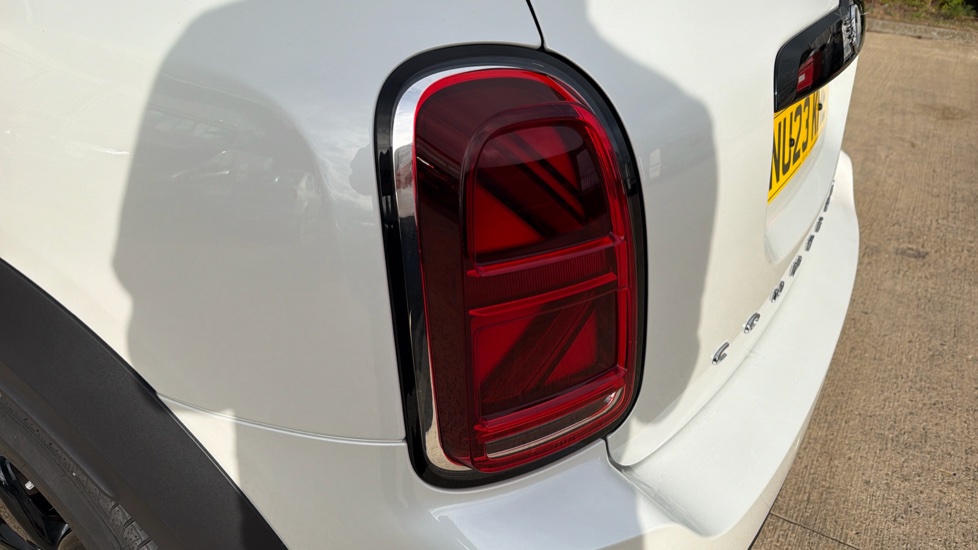 MINI Countryman 1.5 Cooper Classic 5dr Auto Petrol Hatchback - Image 30