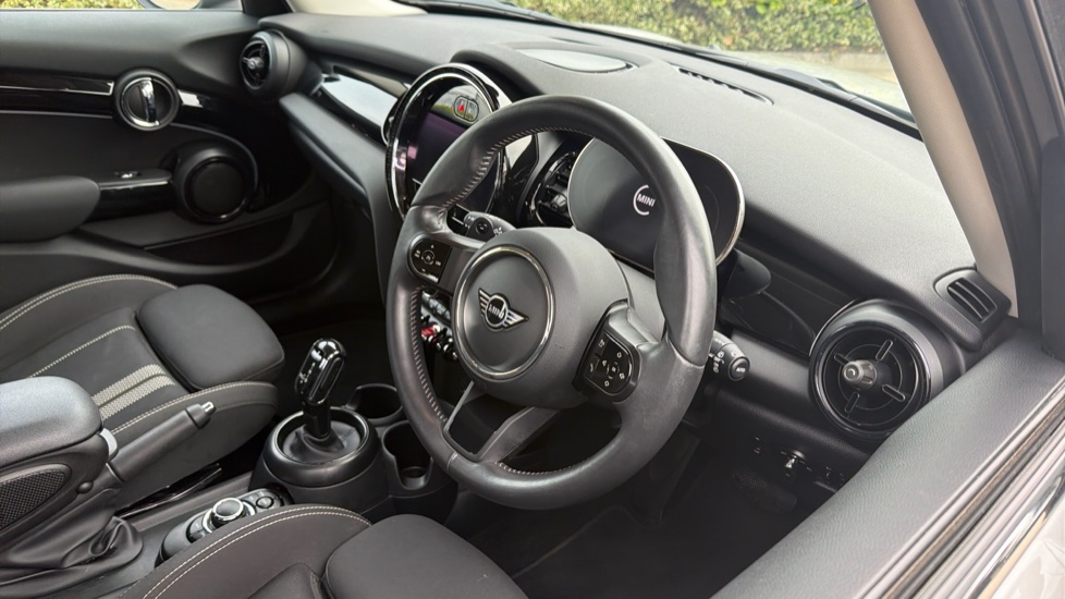 MINI Hatchback 2.0 Cooper S Classic 5dr Petrol Hatchback - Image 6