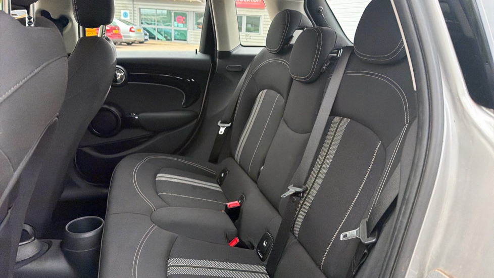 MINI Hatchback 2.0 Cooper S Classic 5dr Petrol Hatchback - Image 12