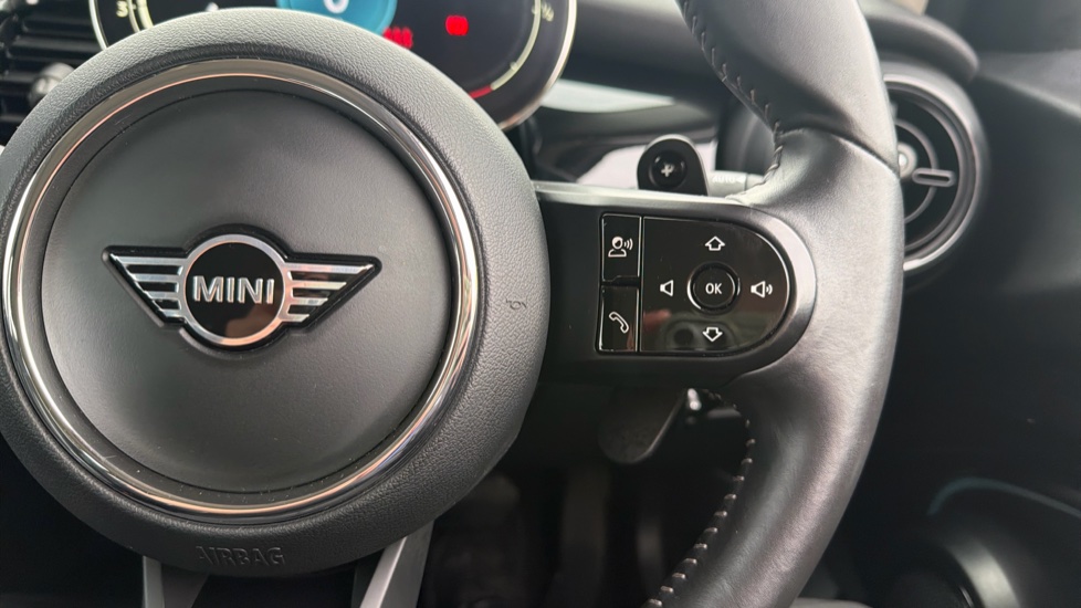 MINI Hatchback 2.0 Cooper S Classic 5dr Petrol Hatchback - Image 18