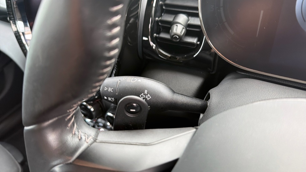MINI Hatchback 2.0 Cooper S Classic 5dr Petrol Hatchback - Image 38