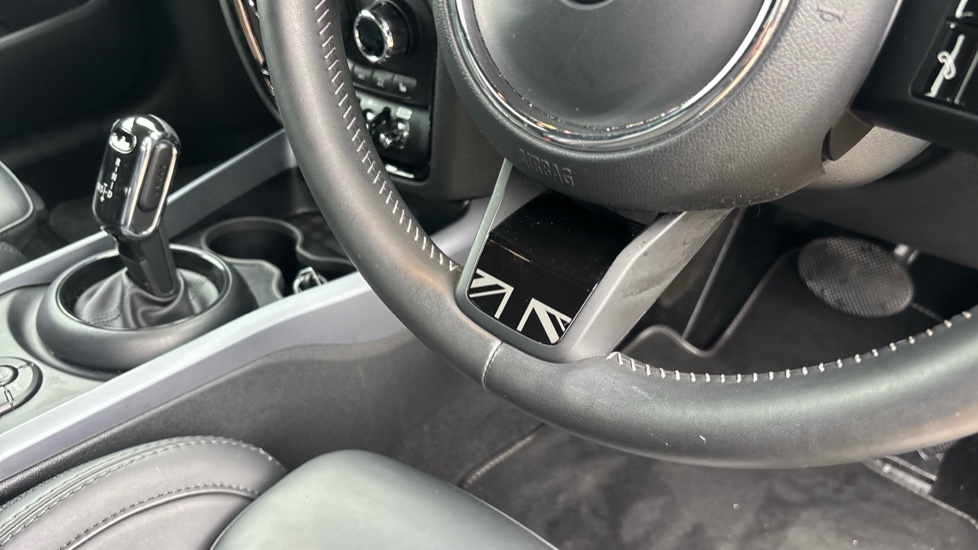 MINI Clubman 1.5 Cooper Exclusive 6dr Auto [Comfort/Nav+ Pack] Petrol Estate - Image 39