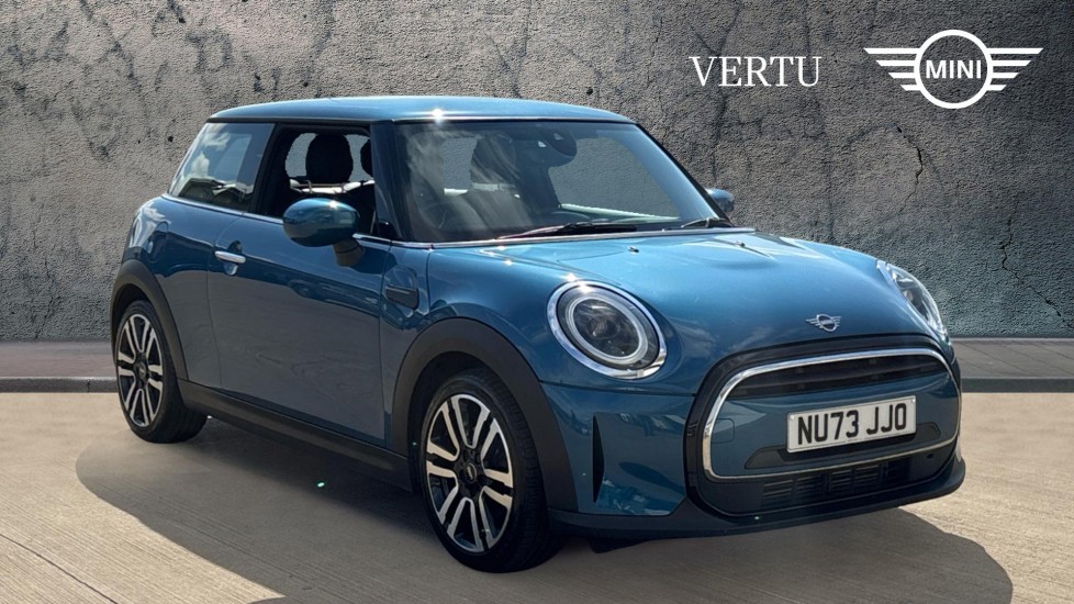 MINI Hatchback 1.5 Cooper Exclusive Premium 3dr Petrol Hatchback - Image 1